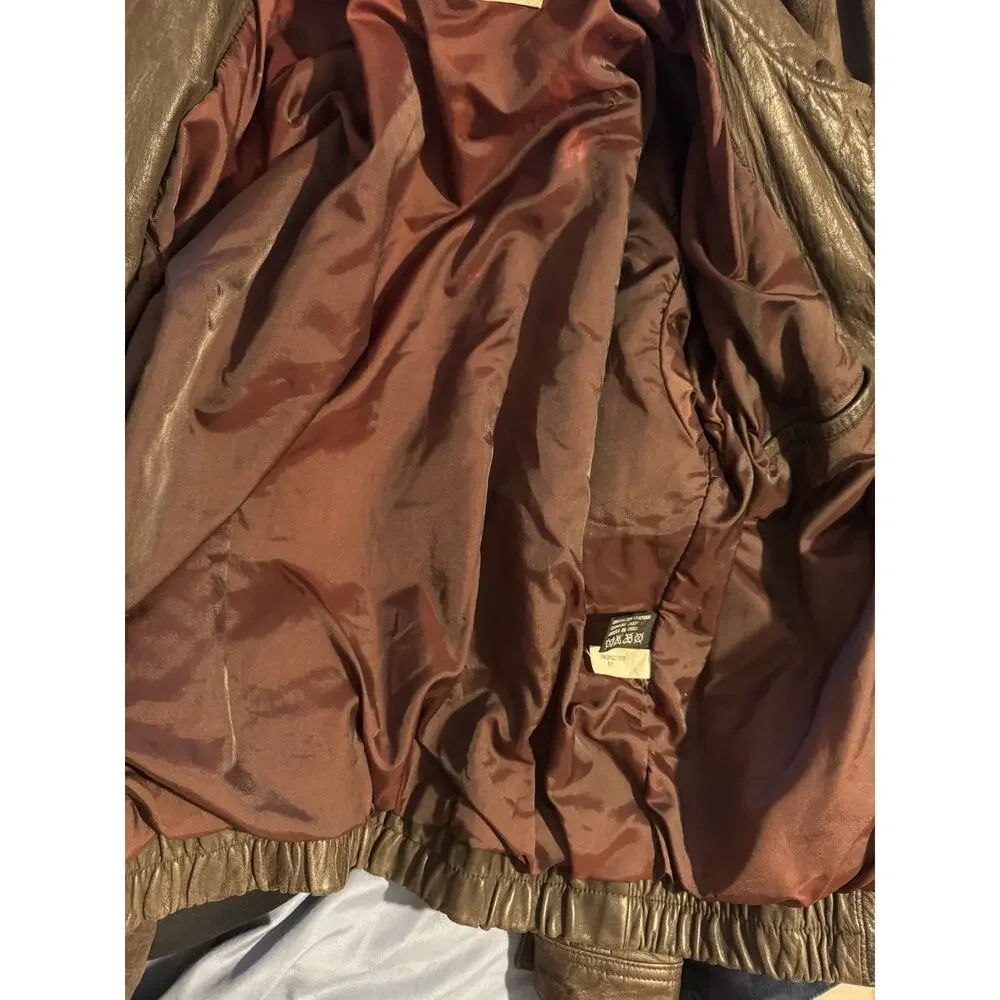 Classic Men's Brown Leather Jacket - Brand Unspecified